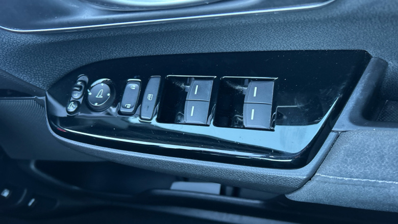 Honda CR-V 2.0 i-MMD Hybrid SE 2WD 5dr eCVT Hybrid Estate